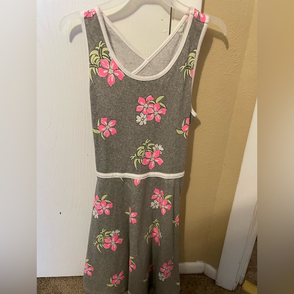 Girls dress
